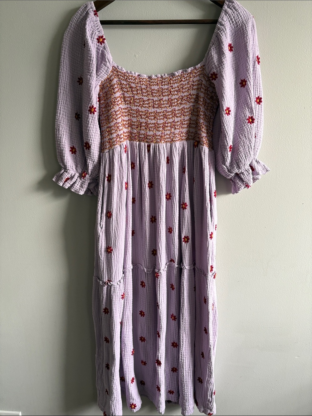 Lavender Floral Embroidered Midi Dress w Pockets Smocked Cottagecore Small